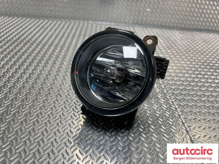 Tåkelykt høyre foran til Mitsubishi Outlander 2010-2012 (Type II, Fase 2)  (MITSUBISHI|8321A370||8321A353)