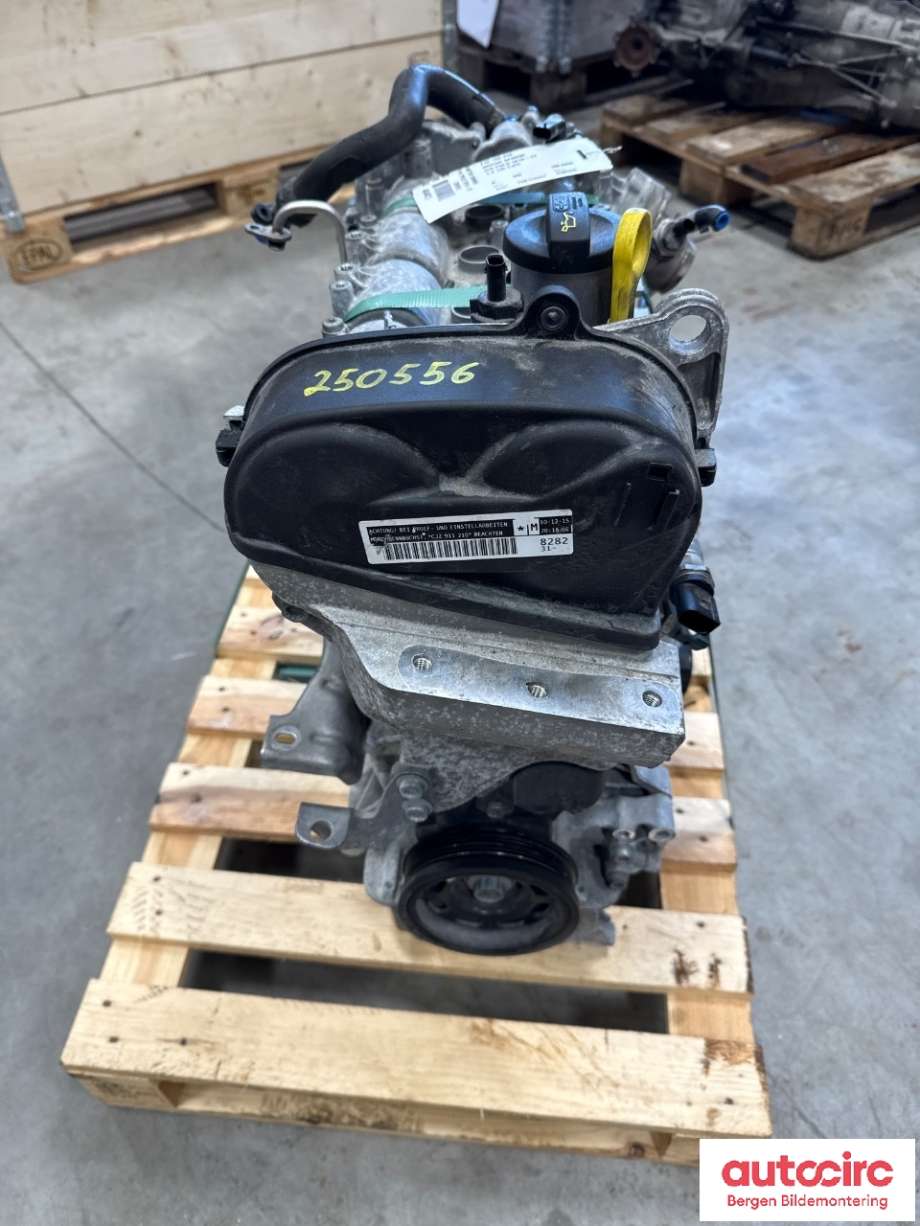 Motor bensin til VW Polo 2014-2017 (Type V, Fase 2)  (VOLKSWAGEN|04E 100 098|)