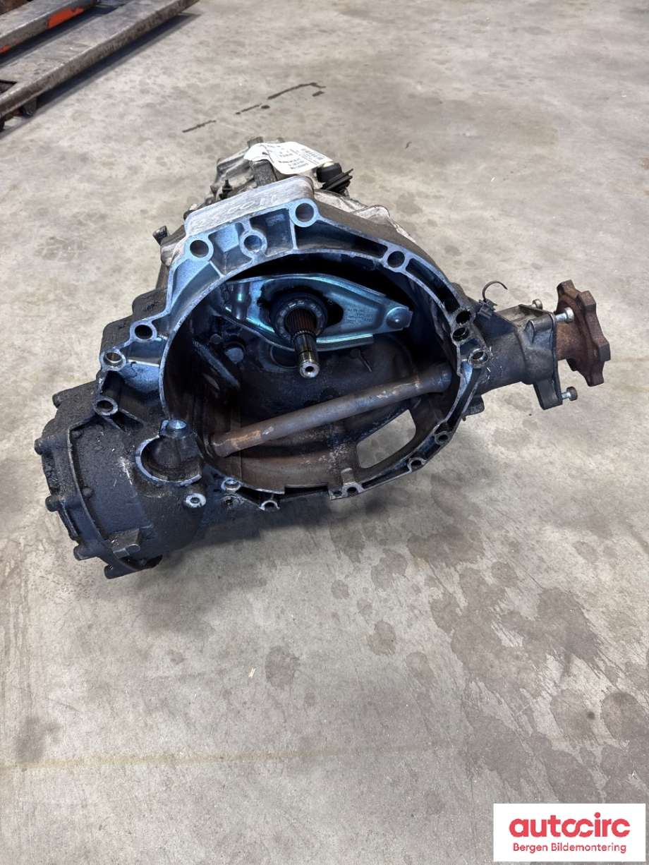 Girkasse manuell 6-trinn til Audi A5 2007-2016 (Type I)  (AUDI||0B4 300 027 BX)