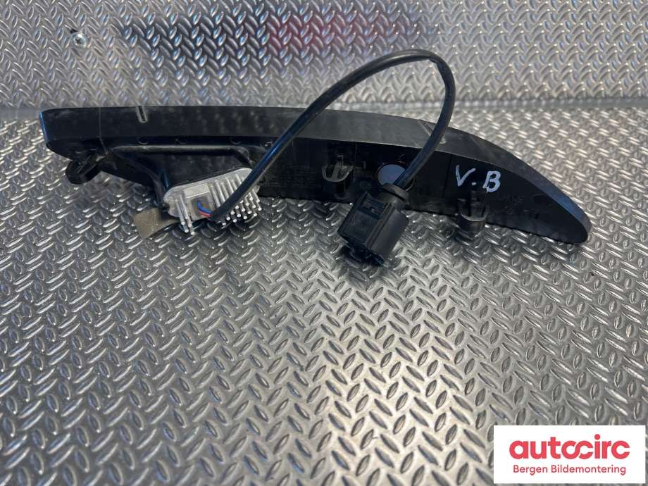 Refleksplate til VW ID.3 2020-->>  (VOLKSWAGEN|10B 945 701|)