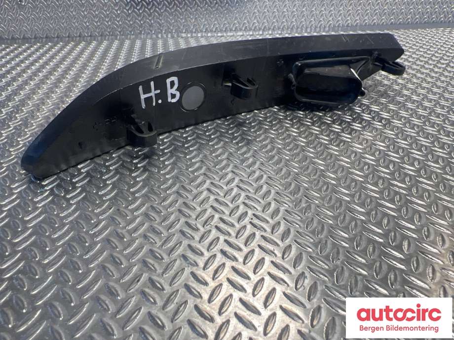 Refleksplate til VW ID.3 2020-->>  (VOLKSWAGEN|10B 945 702|)