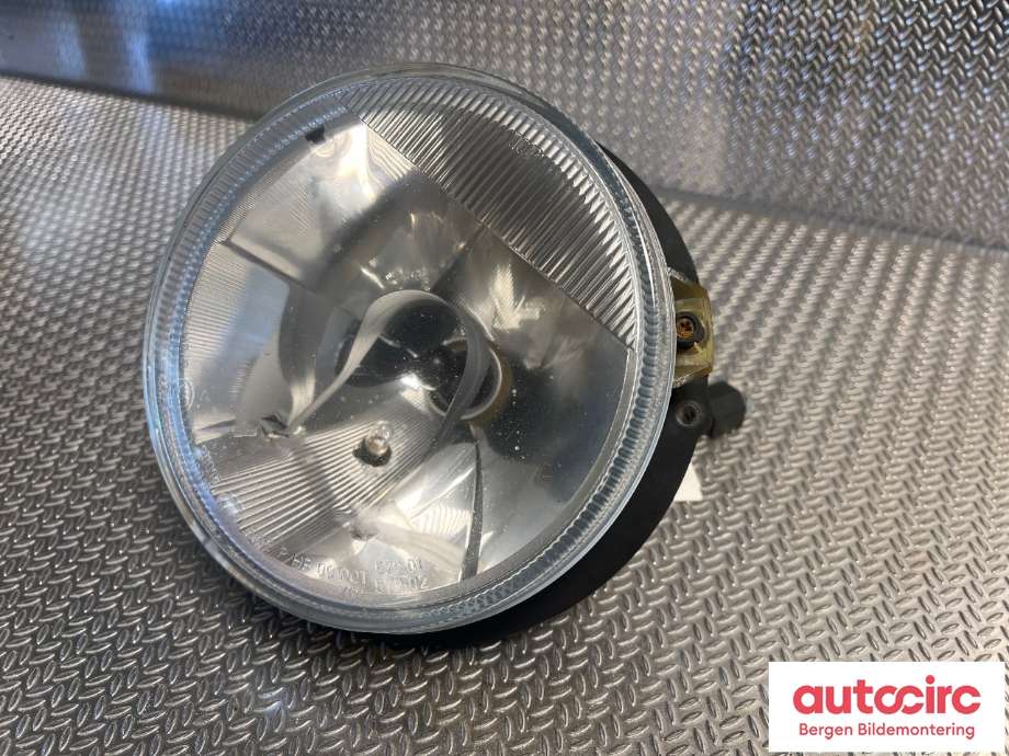 Frontlykt høyre halogen til Mercedes G-Wagen 1990-->> (W463) (W463) (MERCEDES|A 463 820 01 59|)