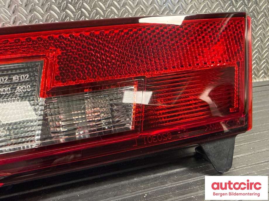 Baklykt venstre til BMW i3 2013-2022  (BMW|63 21 7 304 043|)