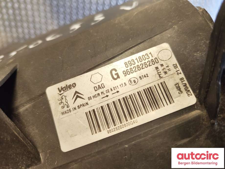 Frontlykt venstre halogen til Citroën Berlingo 2015-2019 (Type II, Fase 2)  (CITROEN|6208 K6|)