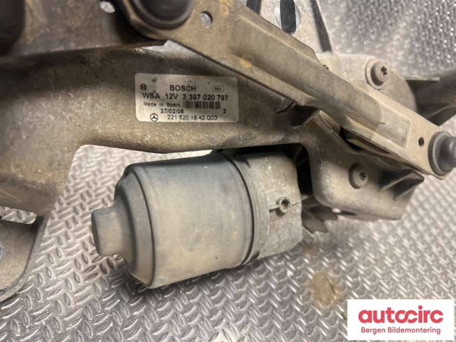 Viskermotor frontrute til Mercedes S-Klasse 2005-2013 (W221) (W221) (Mercedes|A 221 820 18 42|)