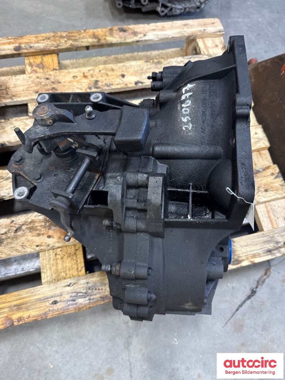 Girkasse manuell til Volvo V70 2007-2013 (Type III, Fase 1)  (VOLVO|36050977|)