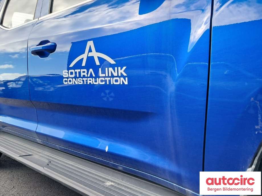 Dør høyre foran til Maxus T90 EV 2022-->>  (MAXUS|)