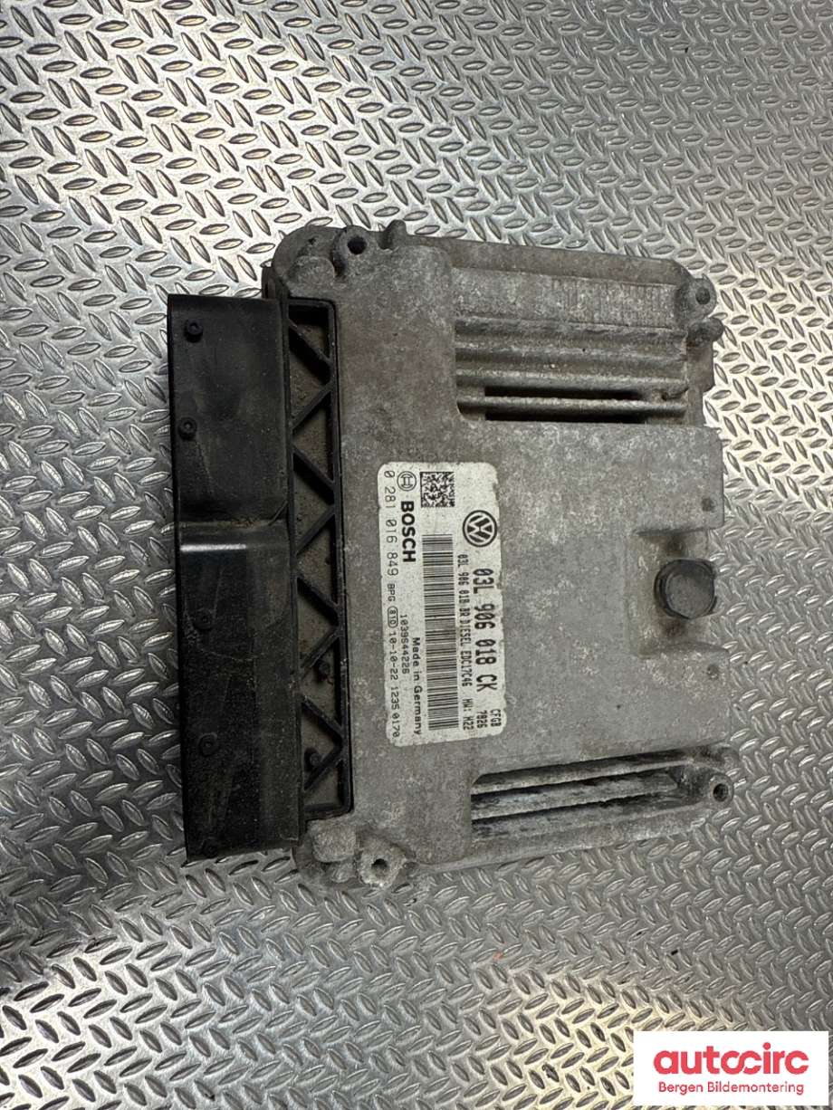 Styreenhet motor til Škoda Superb, 2008-2015 (Type II)  (SKODA|03L 906 018 CK 3T0)