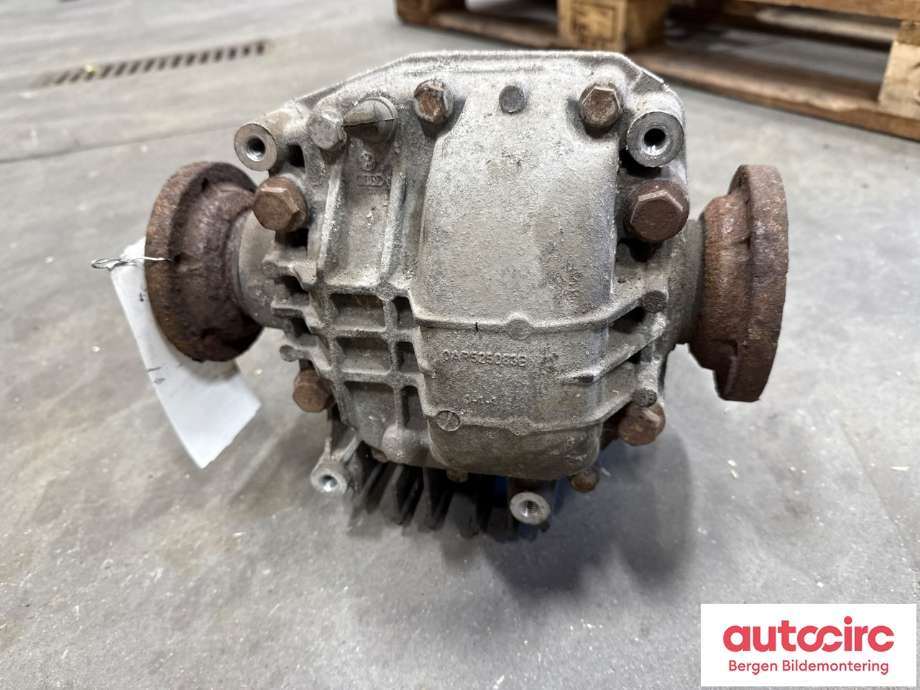 Kardang klokke bak til Audi A5 2007-2016 (Type I)  (AUDI|0BC 500 044 C|)
