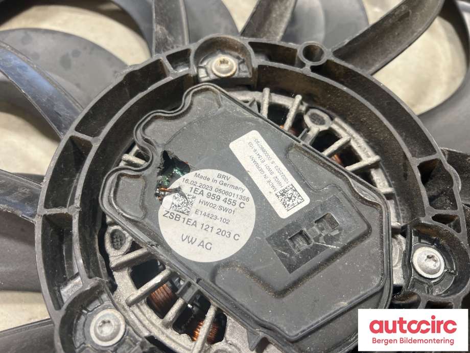 Kjølevifte til VW ID.4 2020-->> (VOLKSWAGEN|1EA 121 203 C|)