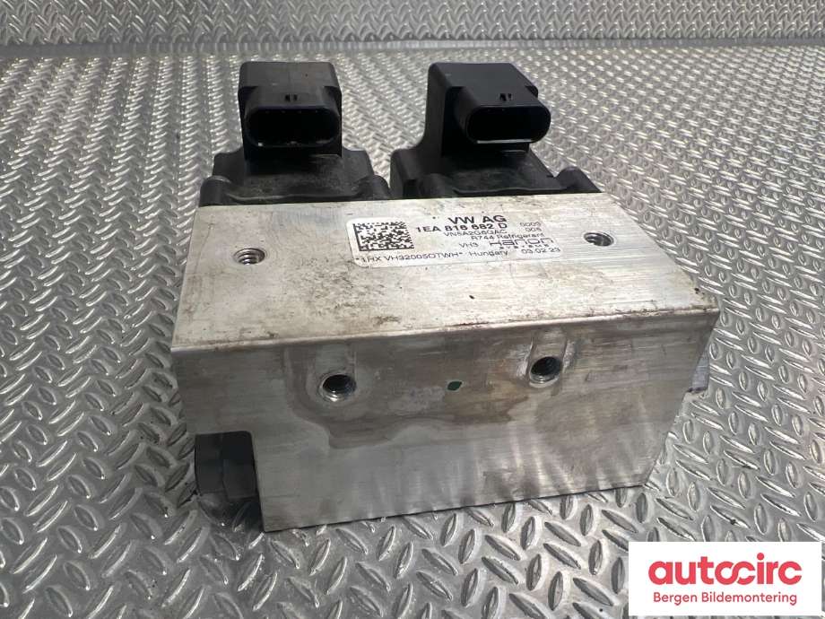 Diverse deler til VW ID.4 2020-->>  (VOLKSWAGEN|1EA 816 682 D|)