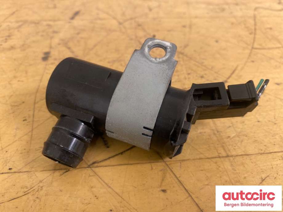 Spylerpumpe bak til Mitsubishi Pajero 2007-2016 (Type IV, Fase 1) (MITSUBISHI|MB358361|)