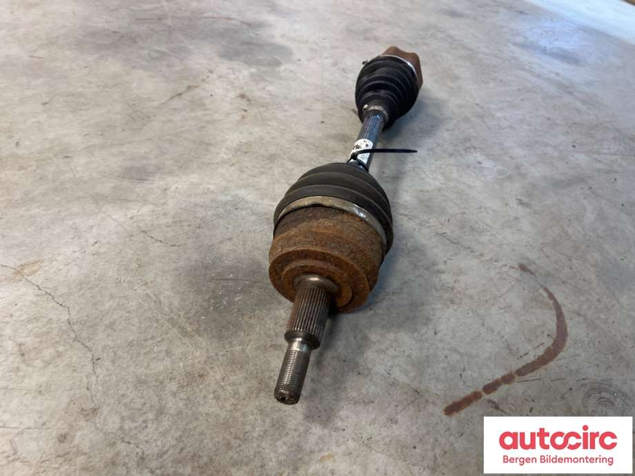 Drivaksel høyre foran til VW Transporter / Caravelle 2015-2019 (T6) (T6) (7E0 407 454 PX|)