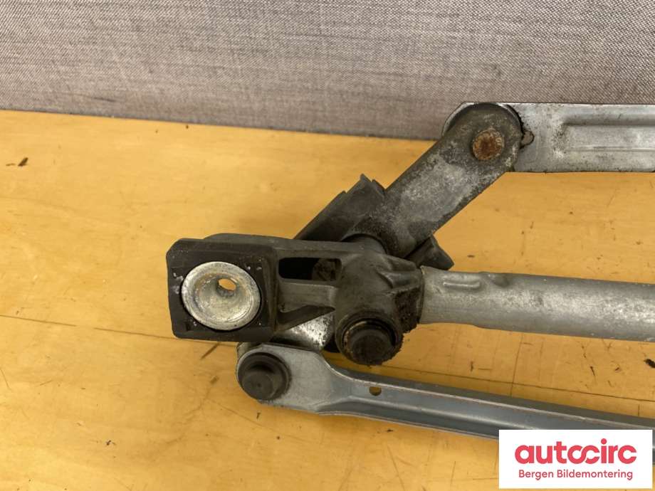 Viskermotor frontrute til Ford Mondeo 2011-2014 (Type IV, Fase 2)  (FORD|7 S71-17508-AB|7S71-17504-AD|1694757)