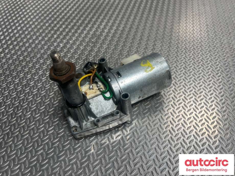 Viskermotor frontrute til Mercedes G-Wagen 1990-->> (W463) (W463) (MERCEDES|A4639064400|A0028204542|A0068204242)