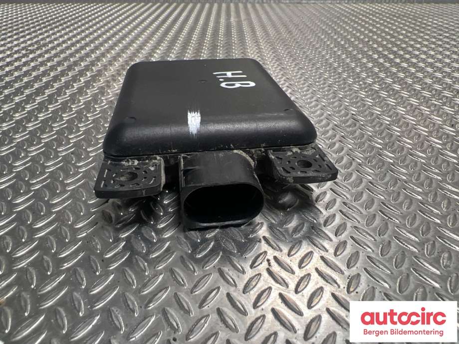 Sensor radar til Škoda Octavia 2017-2020 (Type III, Fase 2)  (SKODA|5Q0 907 686 C|)