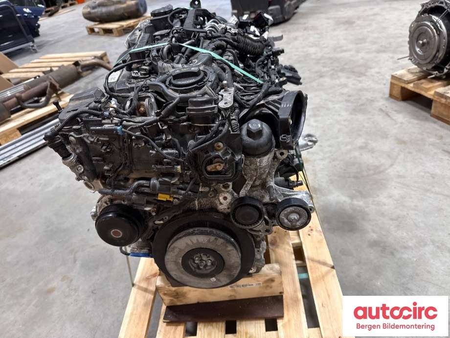 Motor bensin til Mercedes E-Klasse 2016-2023 (W213) (W213) (MERCEDES|A 656 010 35 02|)