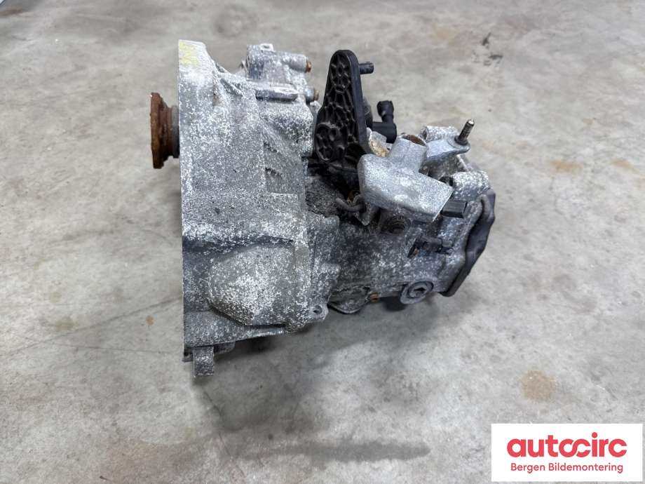 Girkasse manuell til VW Golf VII 2012-2017 (Fase 1) (VOLKSWAGEN|0A4 300 047 K|)