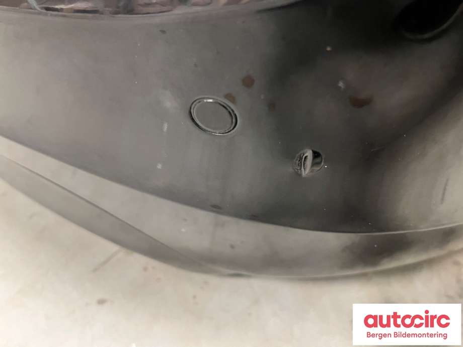 Støtfanger bak til Volvo V60/V60 CC 2013-2018 (Type I, Fase 2) (VOLVO|39808165|)