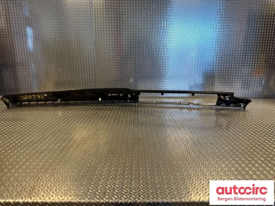 Diverse deler til BMW 5-Serie 2010-2017 (F10/F11) (F10/F11) (BMW|07 14 7 321 144|)
