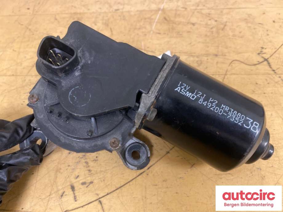 Viskermotor frontrute til Mitsubishi Pajero 2007-2016 (Type IV, Fase 1)  (MITSUBISHI|MR388038|)