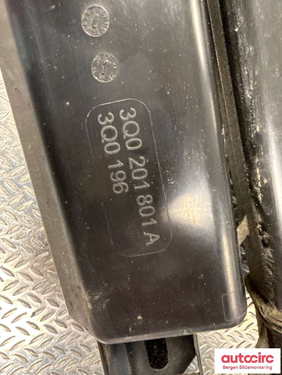 Kullfilter (boks) til Škoda Superb 2015-->> (Type III) (SKODA|3Q0 201 801 A|)