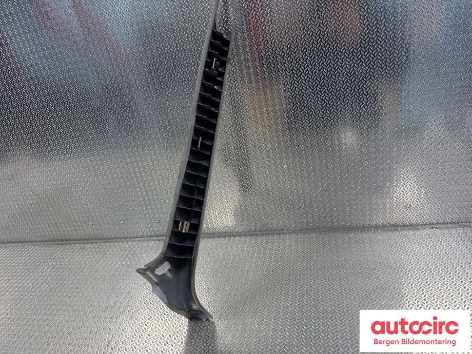 Innredning diverse til Mercedes G-Wagen 1990-->> (W463) (W463) (MERCEDES|A 463 692 44 01|)