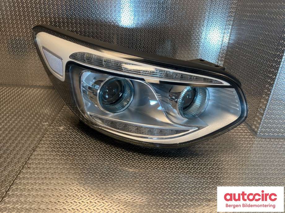 Frontlykt høyre halogen til Kia Soul 2014-2019 (Type II)  (KIA|92102E40101D|)