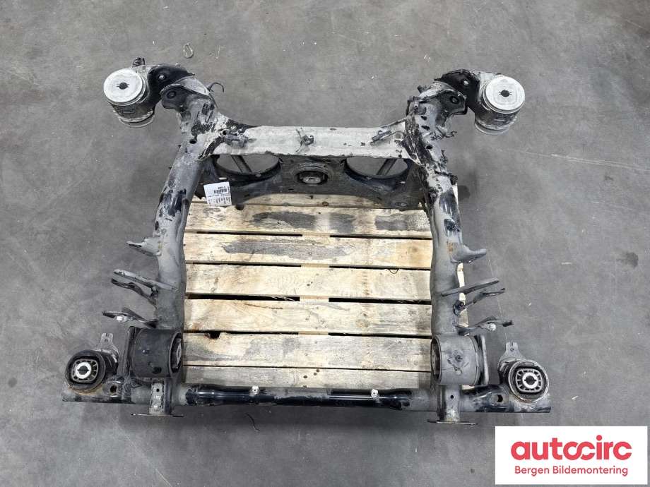 Bakaksel til Audi Q4 e-tron 2021-->>  (AUDI|1EA 505 235 BQ|1EA 505 235 BB|1EA 505 235 BN)
