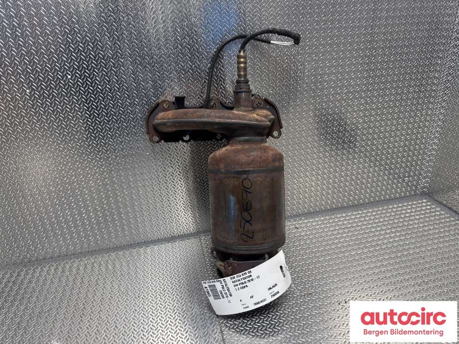 Katalysator til VW Polo 2009-2014 (Type V, Fase 1) (VOLKSWAGEN|03E 253 020 QX|)