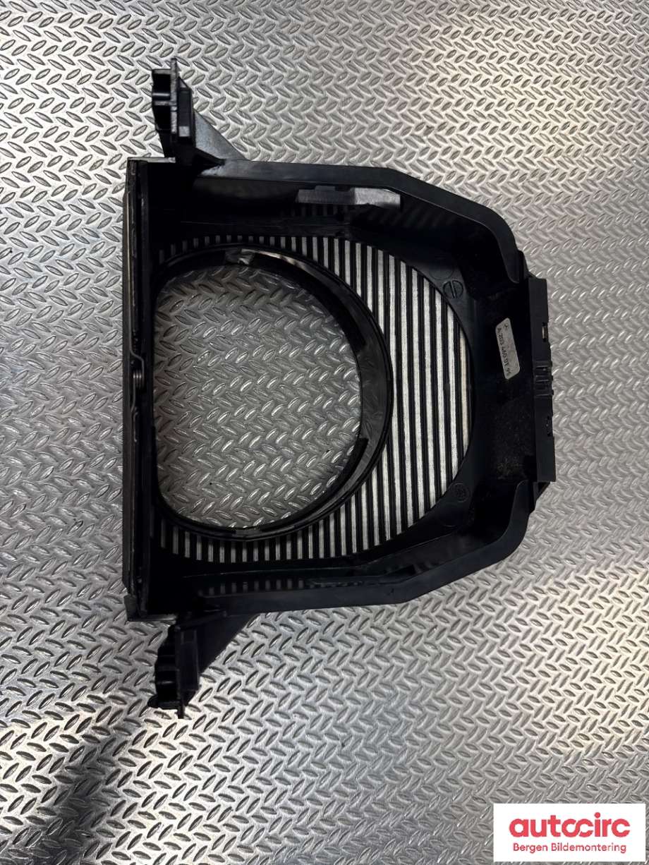 Ratt deksler til Mercedes G-Wagen 1990-->> (W463) (W463) (MERCEDES|A 203 460 01 95|)