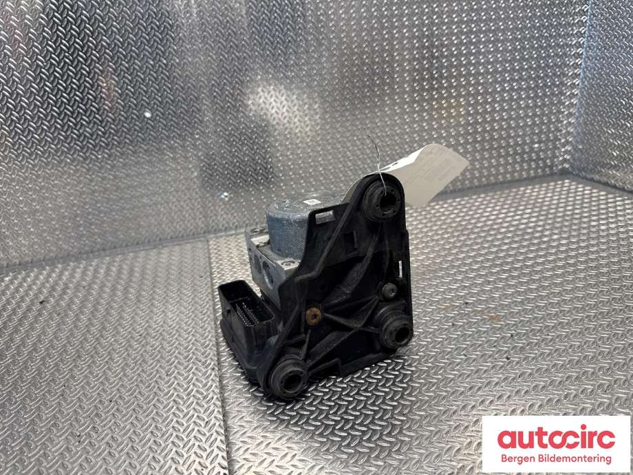 ABS sentral til VW Golf VII 2012-2017 (Fase 1)  (VOLKSWAGEN|5Q0 614 517 CL|)