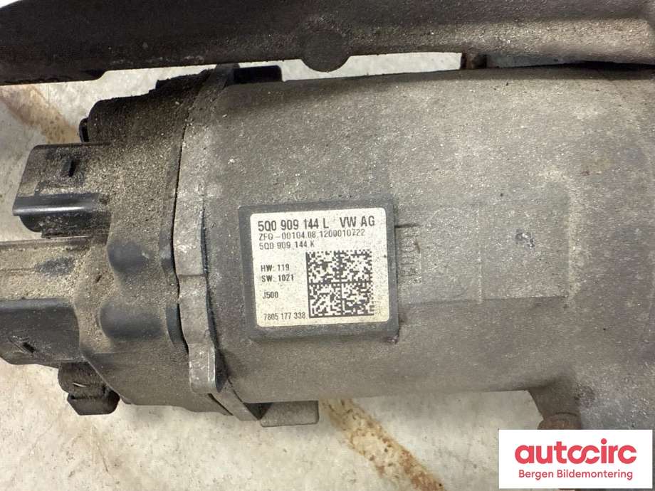Tannstang elektrisk til VW Golf VII 2012-2017 (Fase 1)  (VOLKSWAGEN|5Q1 423 055 M|)