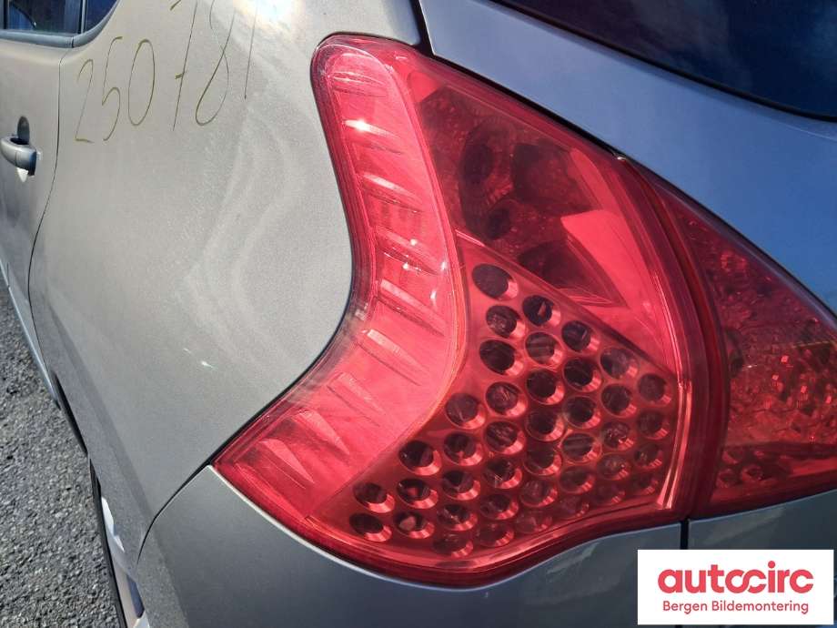 Baklykt venstre til Peugeot 3008 2009-2016 (Type I)  (PEUGEOT|6350 HC|)