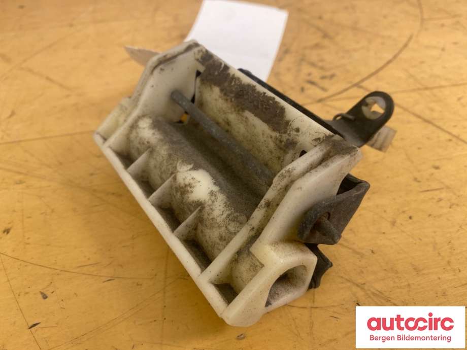Diverse deler til Mitsubishi Pajero 2007-2016 (Type IV, Fase 1) (MITSUBISHI|MR230032|)