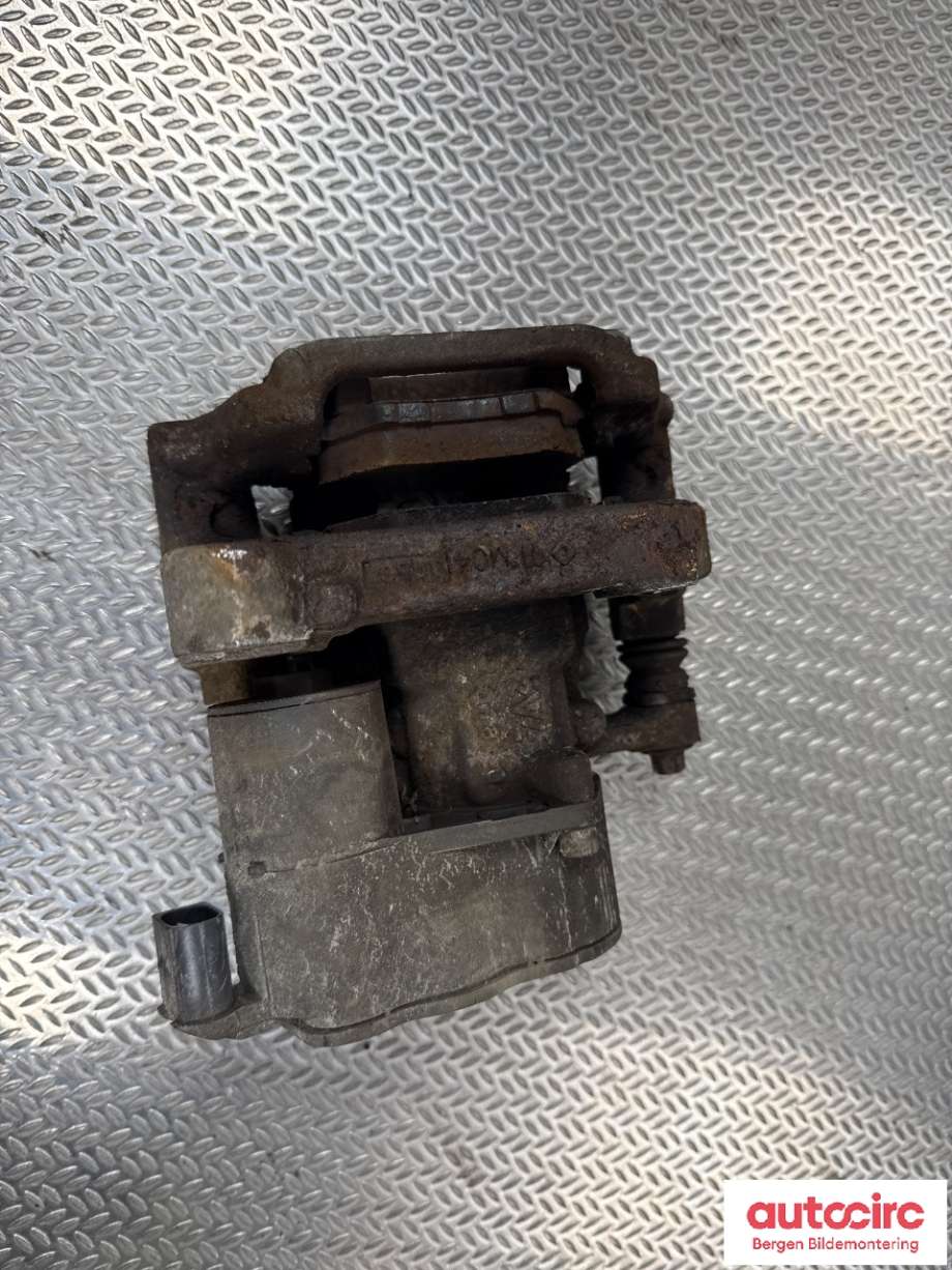 Bremsecaliper venstre bak til Toyota Proace City 2020-->> (TOYOTA|SU001A8492|)