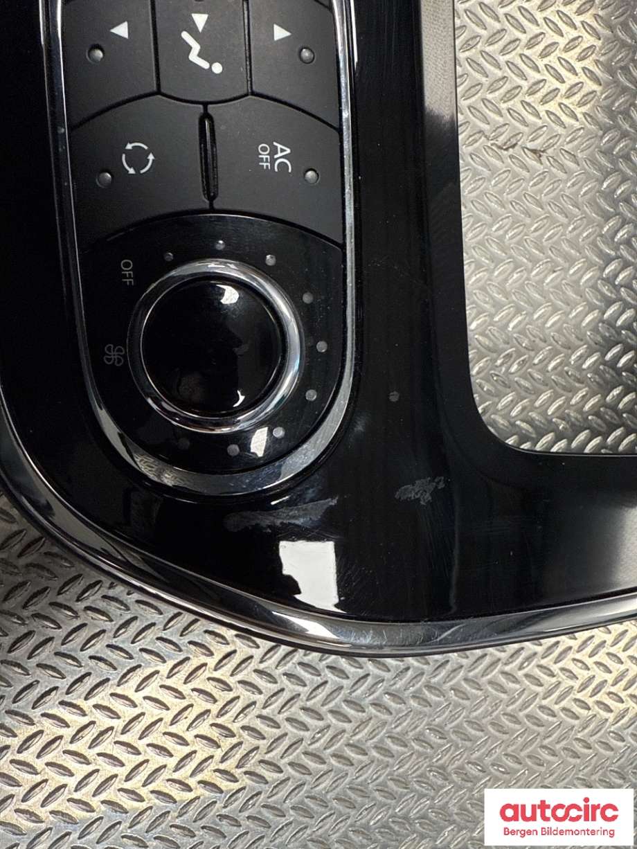 Multimedia display (MCU - Media Controller Unit) til Renault Captur 2013-2020 (Type I) (RENAULT|682707901R|)