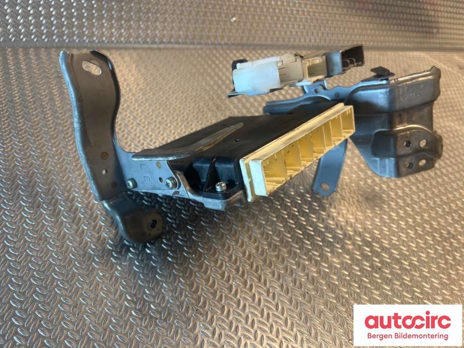Styreenhet motor til Toyota Hilux 2012-2016 (TOYOTA|896610KW30|)