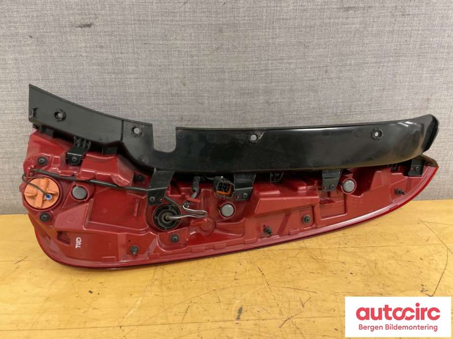 Baklykt venstre til Kia e-Soul 2019-->> (Type III)  (KIA|92401-K0100|)
