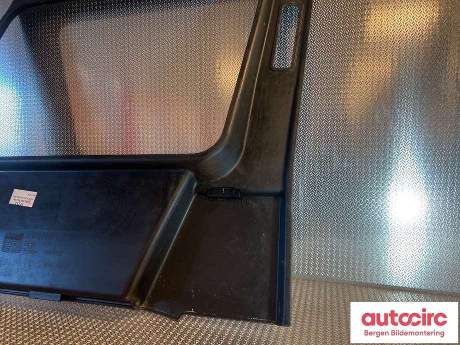 Dørtrekk høyre til Mercedes G-Wagen 1990-->> (W463) (W463) (MERCEDES|A 463 690 03 40|)