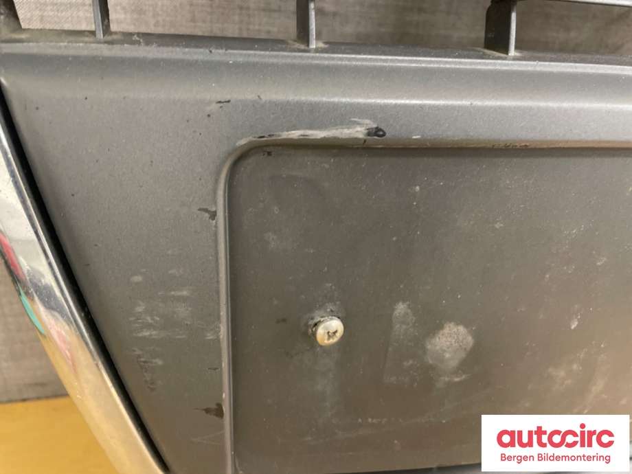 Grill til Audi A6 2005-2008 (Type III, Fase 1) (C6) (C6) (AUDI|4F0 853 651|)