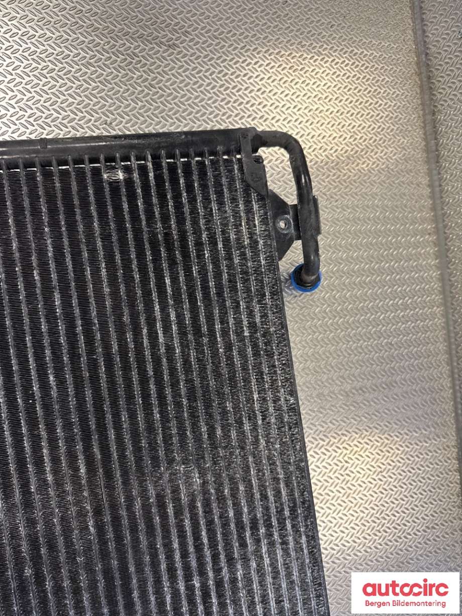 Aircondition radiator til Mercedes G-Wagen 1990-->> (W463) (W463) (MERCEDES|A 463 500 06 54|)