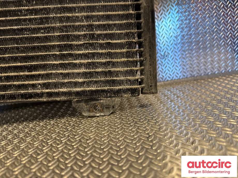Aircondition radiator til Mercedes G-Wagen 1990-->> (W463) (W463) (MERCEDES|A 463 500 06 54|)