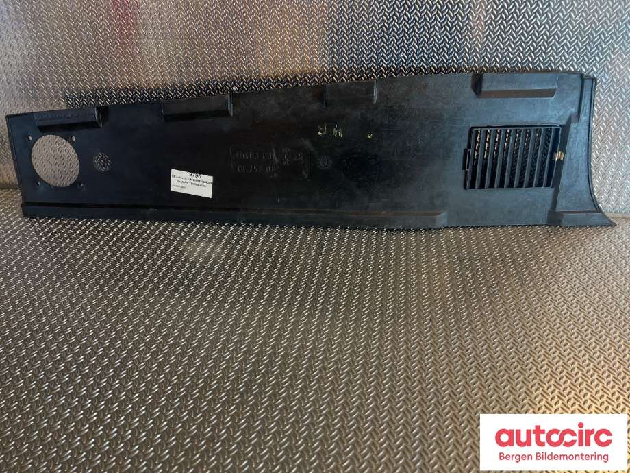 Innredning diverse til Mercedes G-Wagen 1990-->> (W463) (W463) (MERCEDES|A 463 694 18 25|A 463 694 34 25|A 463 694 07 33)