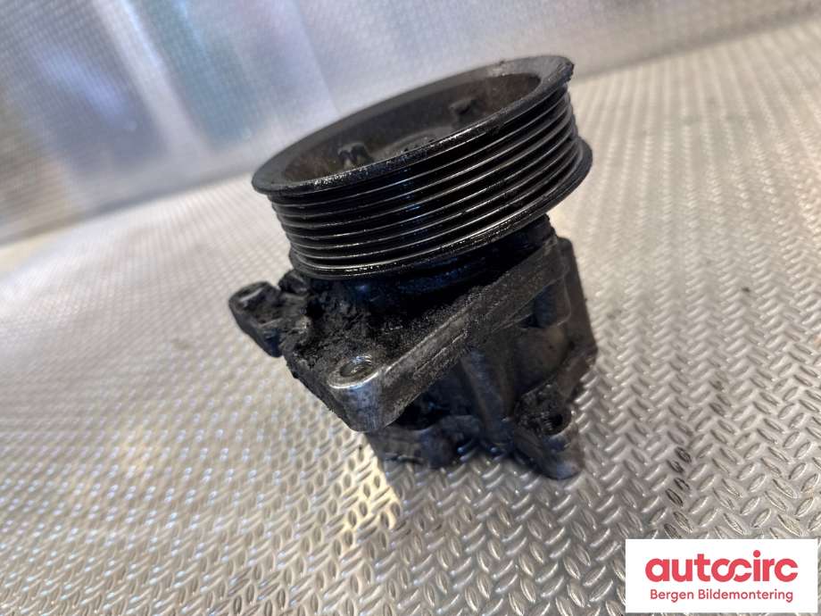 Servo pumpe mekanisk til Mercedes G-Wagen 1990-->> (W463) (W463) (MERCEDES|A 003 466 55 01 64|)