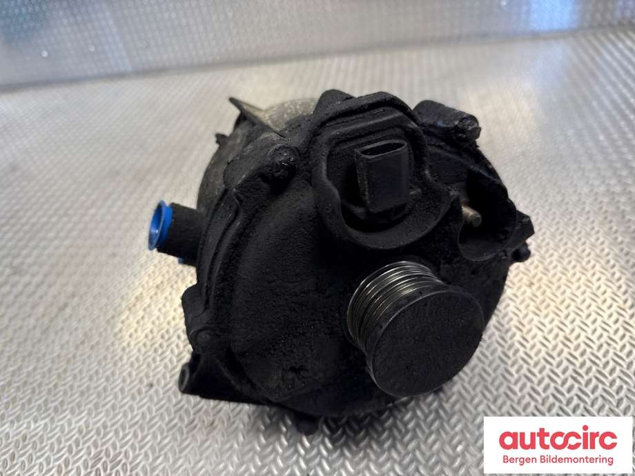 Dynamo til Mercedes G-Wagen 1990-->> (W463) (W463) (MERCEDES|A 000 150 22 50|)