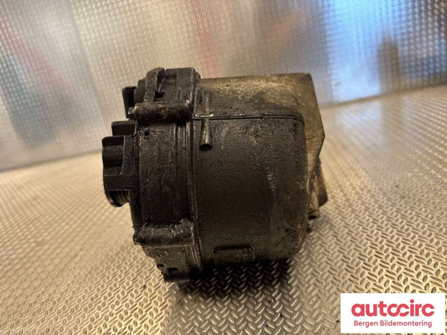 Dynamo til Mercedes G-Wagen 1990-->> (W463) (W463) (MERCEDES|A 000 150 22 50|)