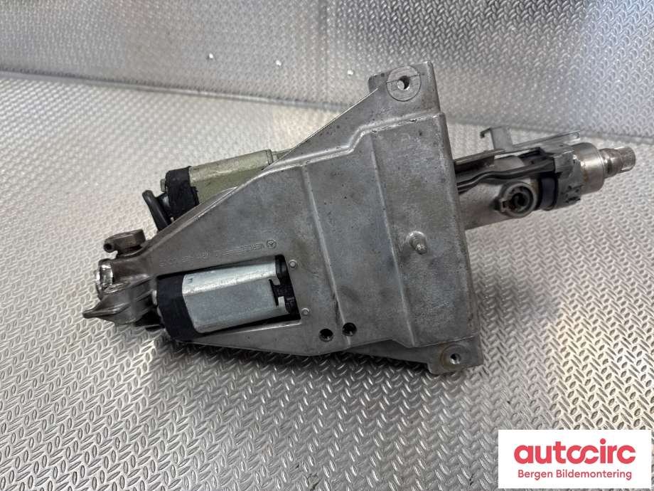 Rattaksel til Mercedes G-Wagen 1990-->> (W463) (W463) (MERCEDES|A 463 460 32 16||A2114620120)