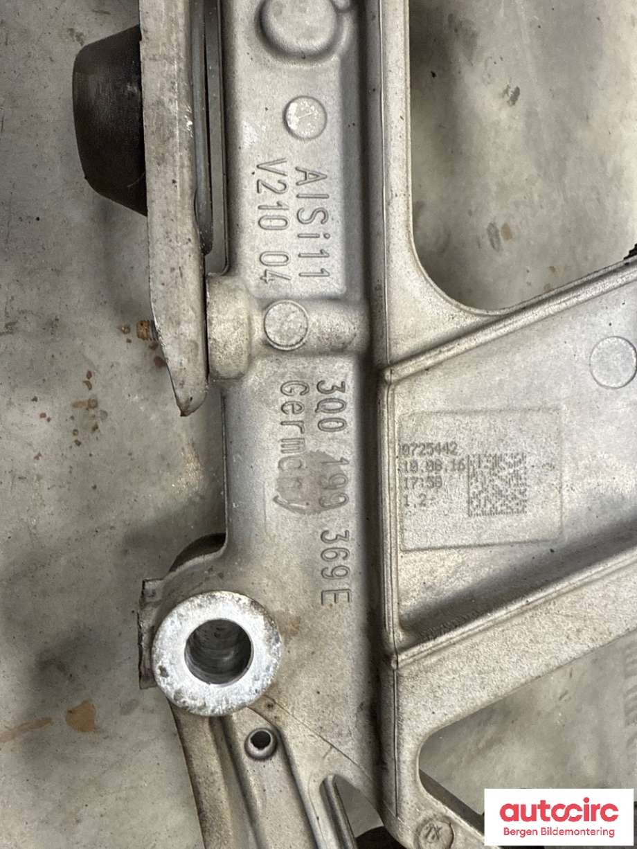 Diverse deler til VW Passat 2015-2019 (Fase 1) (B8) (B8) (VOLKSWAGEN|3Q0 199 369 E|)