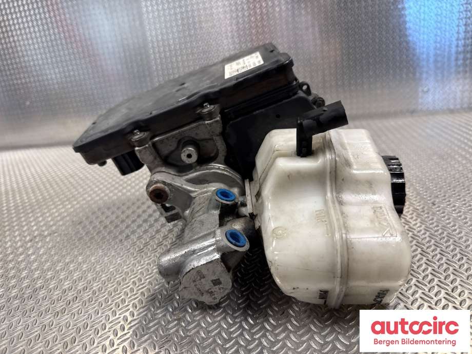 Bremsekraft-regulator bak til VW Passat 2015-2019 (Fase 1) (B8) (B8) (VOLKSWAGEN|5QE 614 105 AT|)